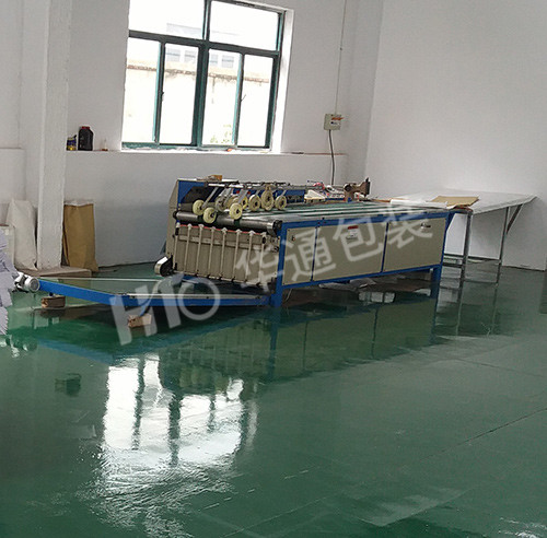 自(zi)動縫紉機組